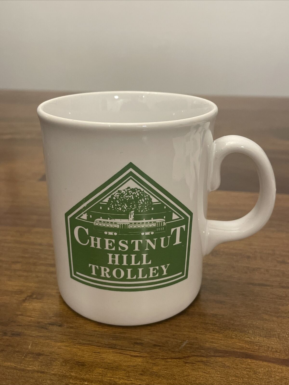 RARE VINTAGE CHESTNUT HILL TROLLEY MUG CUP TRANSPORTATION COLLECTIBLE England