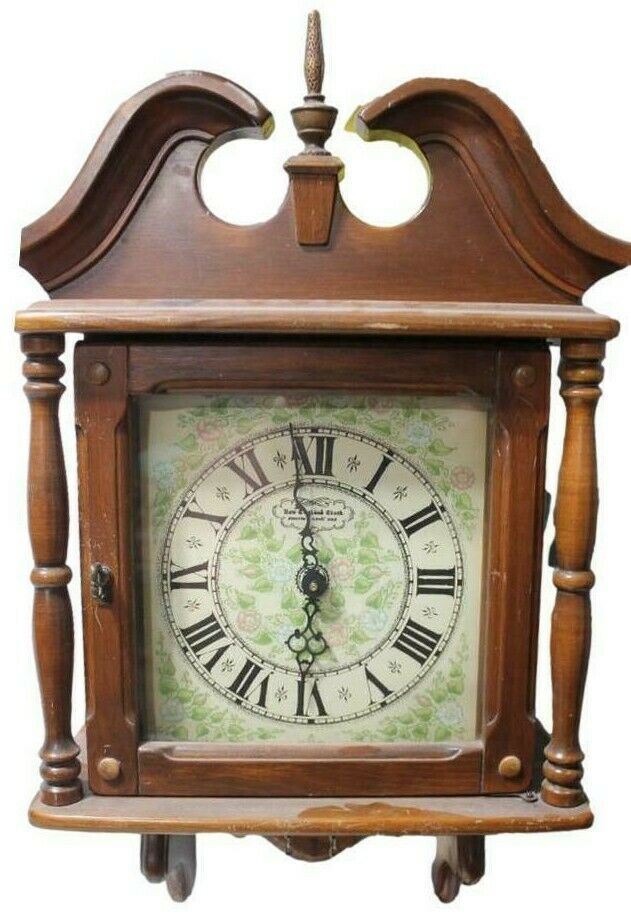 Rare New England Clock Company Weight Driven Wall Clock Vintage