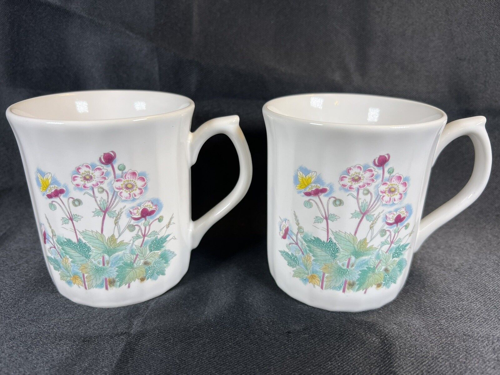 Set of 2 Vintage 12oz Floral Coffee Tea Mugs Made In Japan