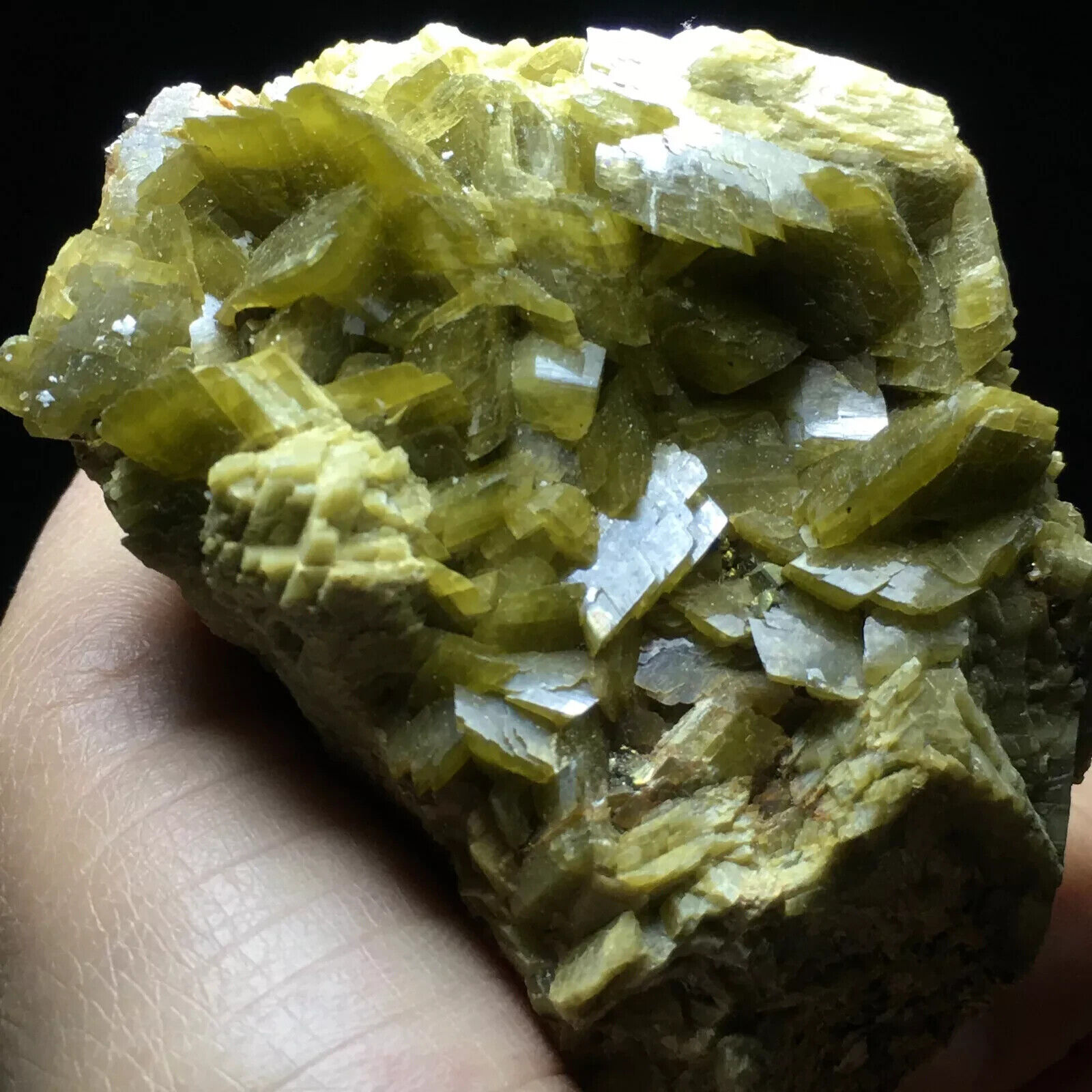 305g Rare Beautiful Natural Yellow Sheet Siderite Mineral Specimen
