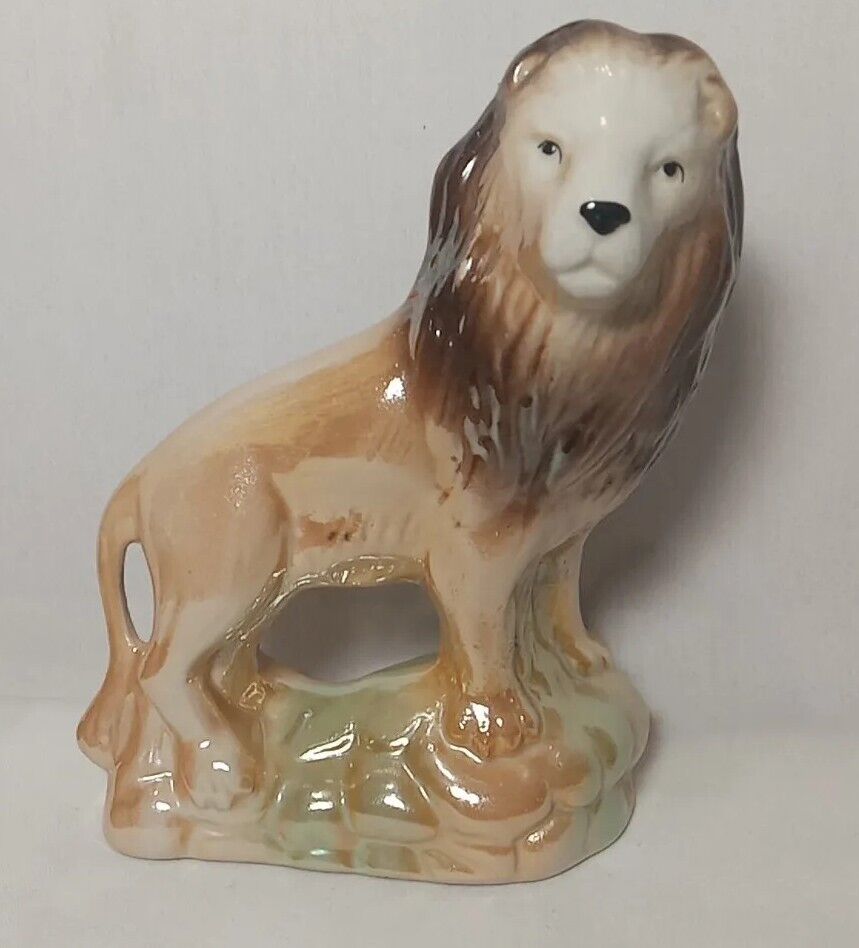 Lusterware Lion Figurine Iredescent Ceramic 