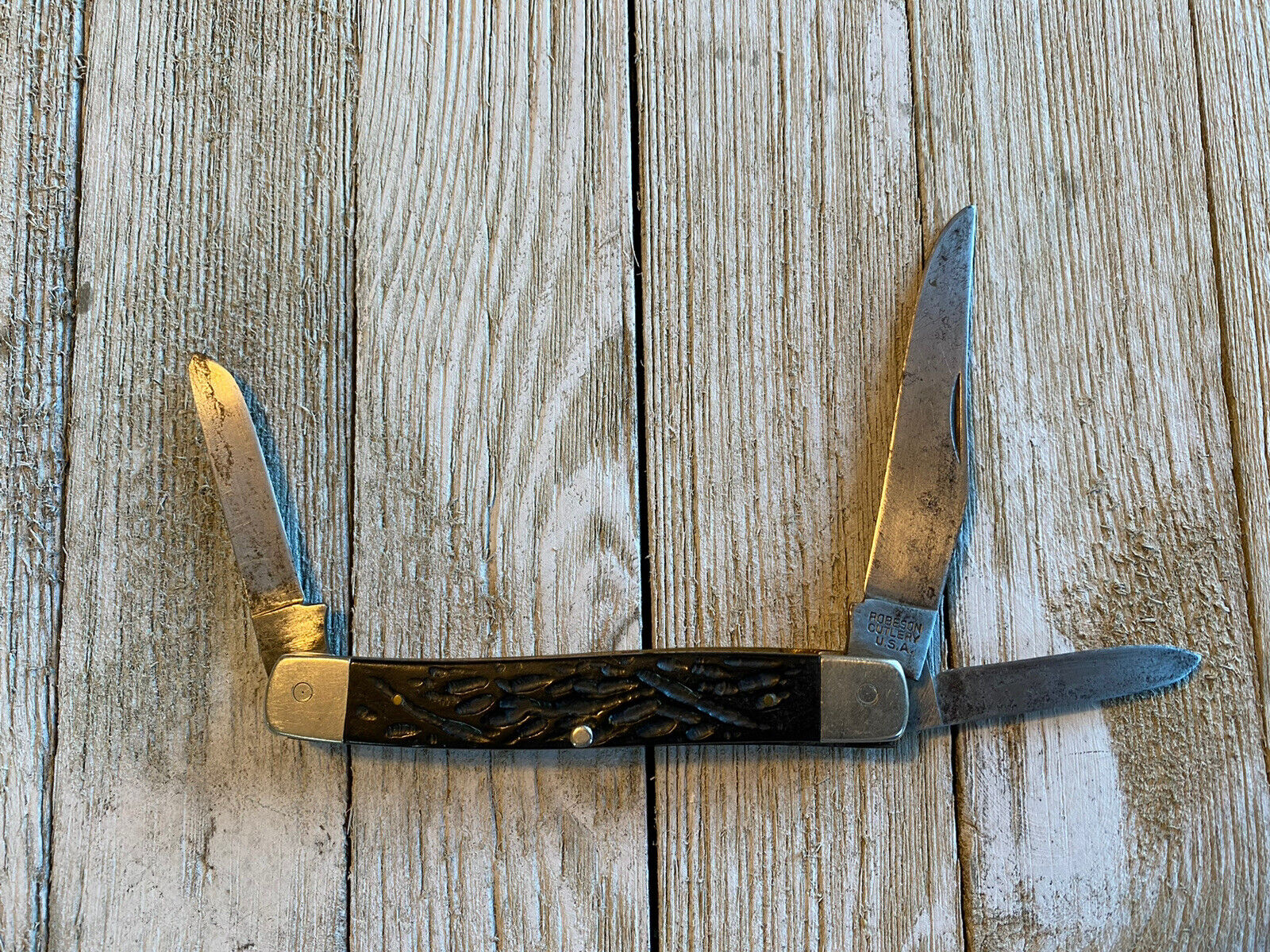 Vintage Robeson 3 blade knife black handles