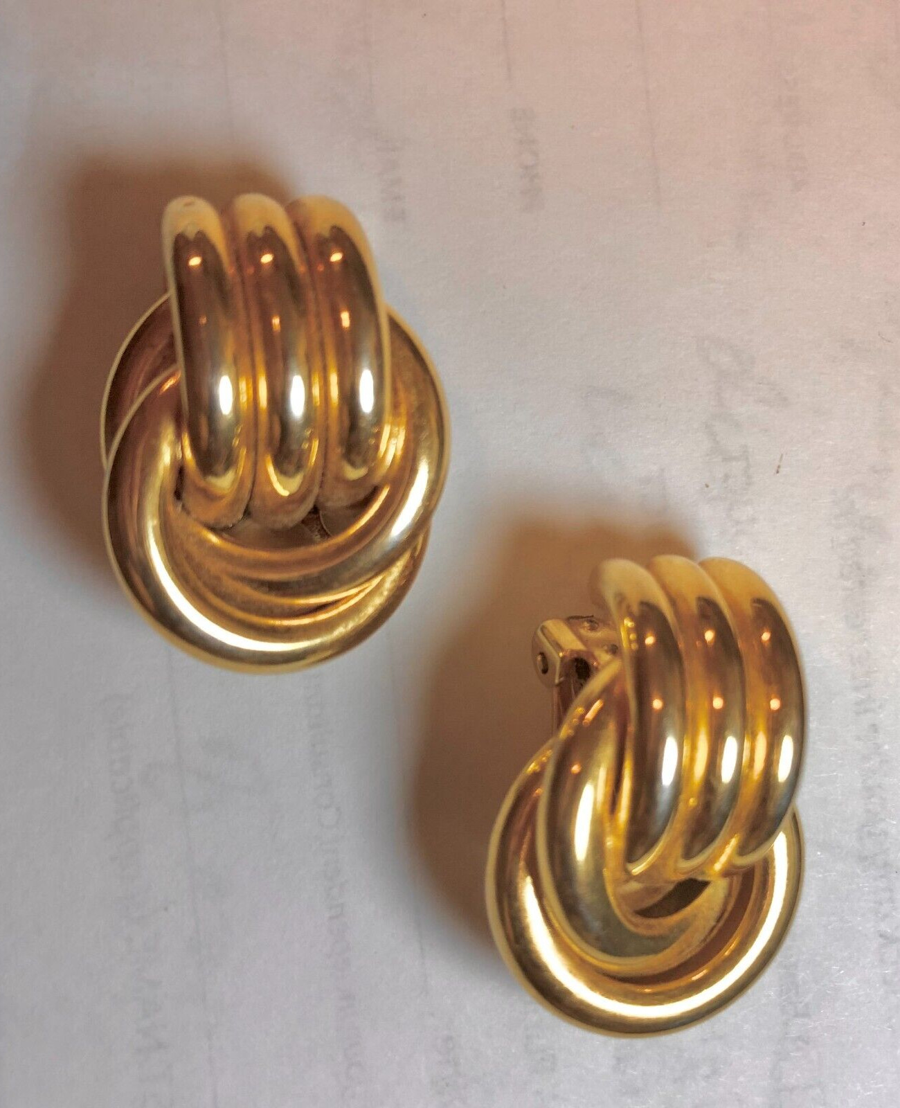 Erwin Pearl- Vtg -1980\'s -Late Mid Century -Timeless- Gold Tone- Clip- Earrings