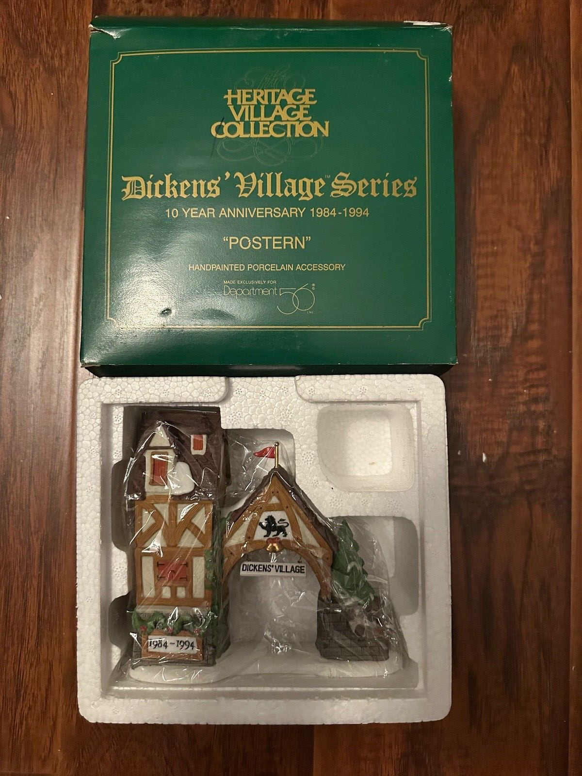 NEW Dept. 56 Heritage Collection - Dickens Village Series - Postern