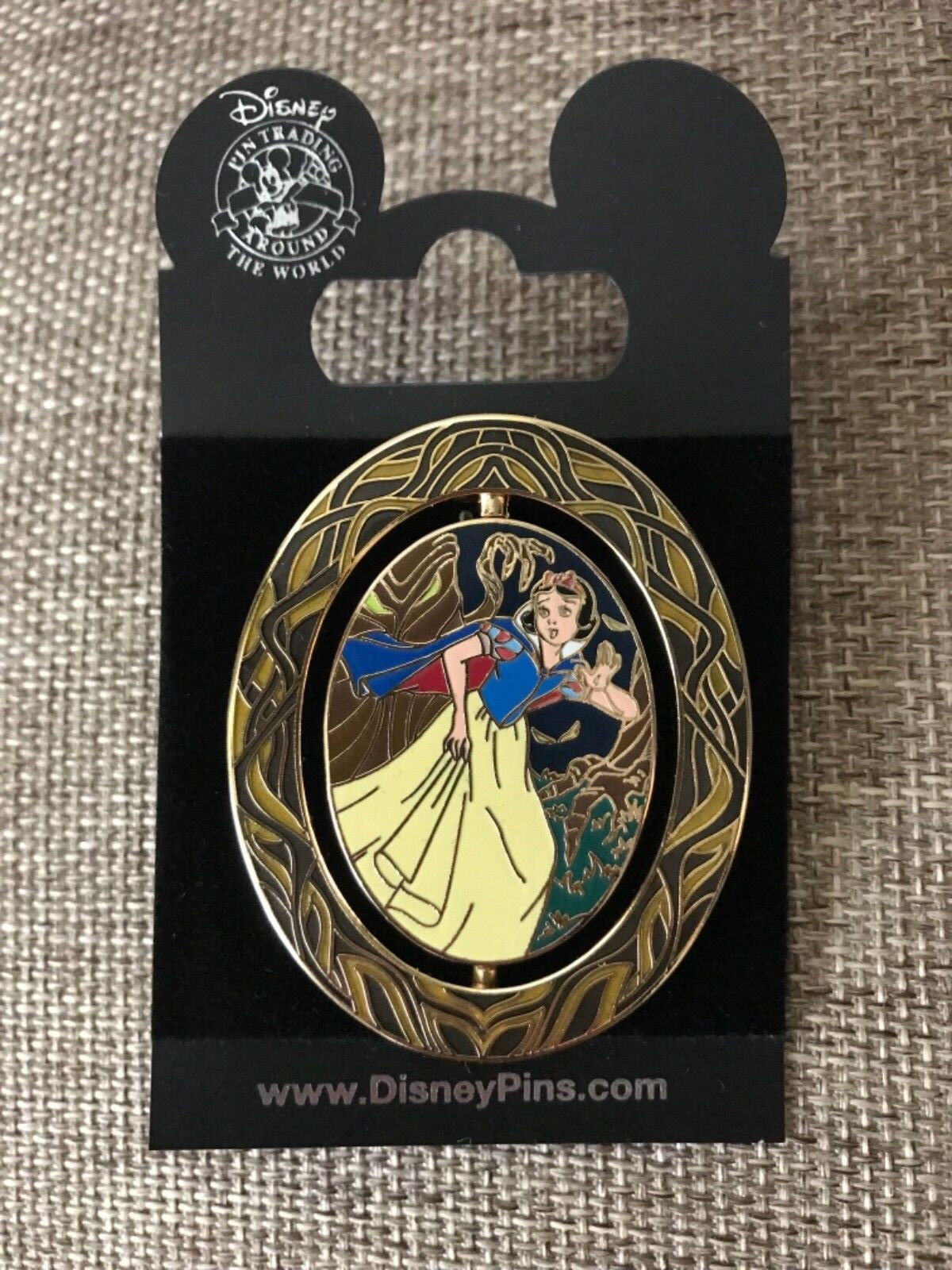 Disney Pin #59072 Snow White Evil Queen Spinner LE NOC