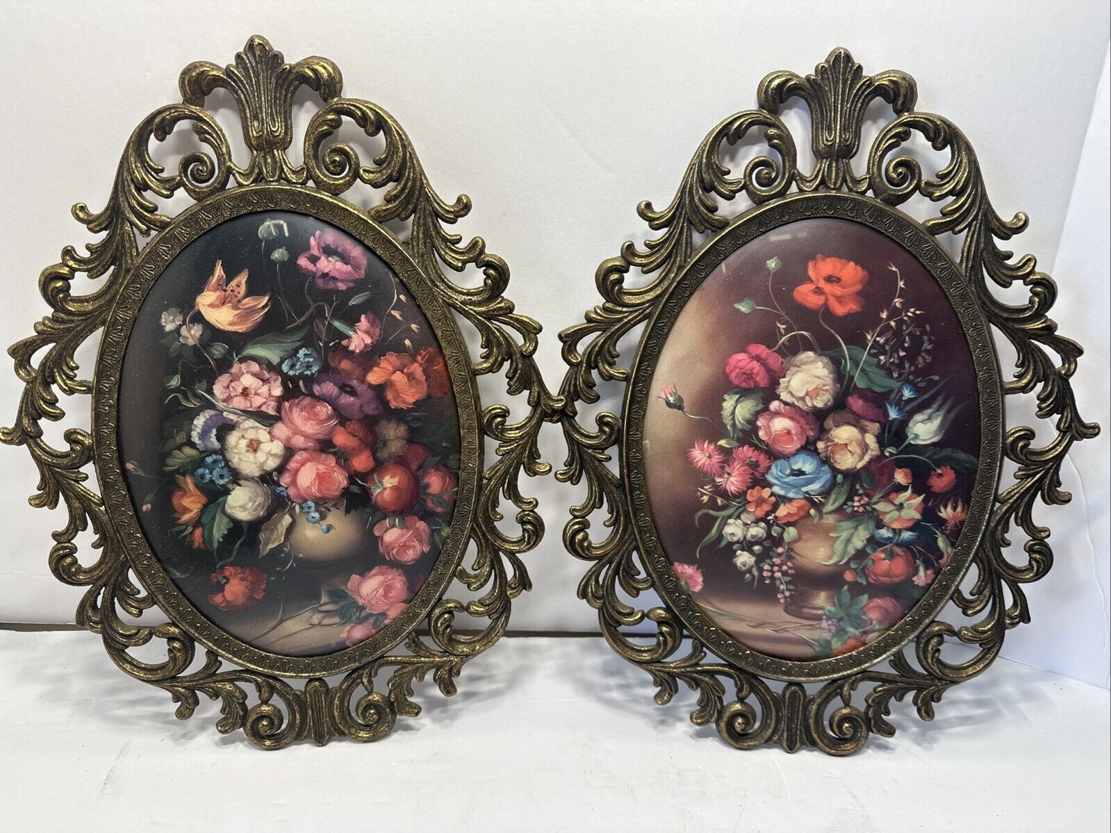 Pair Of Vintage Ornate Oval Brass Frame Floral Picture Convex Bubble Glass 13.5”