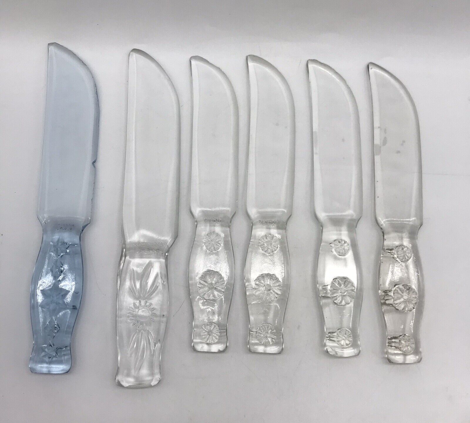 6 VINTAGE GLASS/CRYSTAL KITCHEN KNIFES.