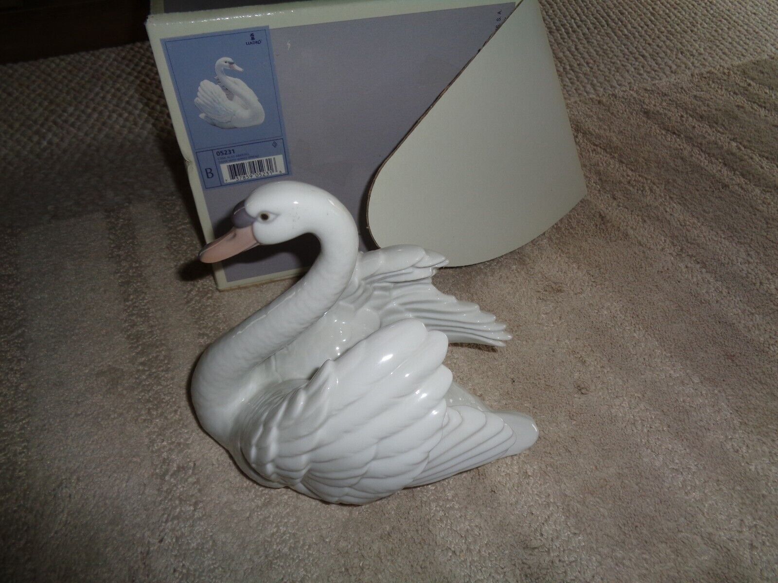 Lladro 05231 Swan with wings spread original signed Juan Lladro 1997 boxed