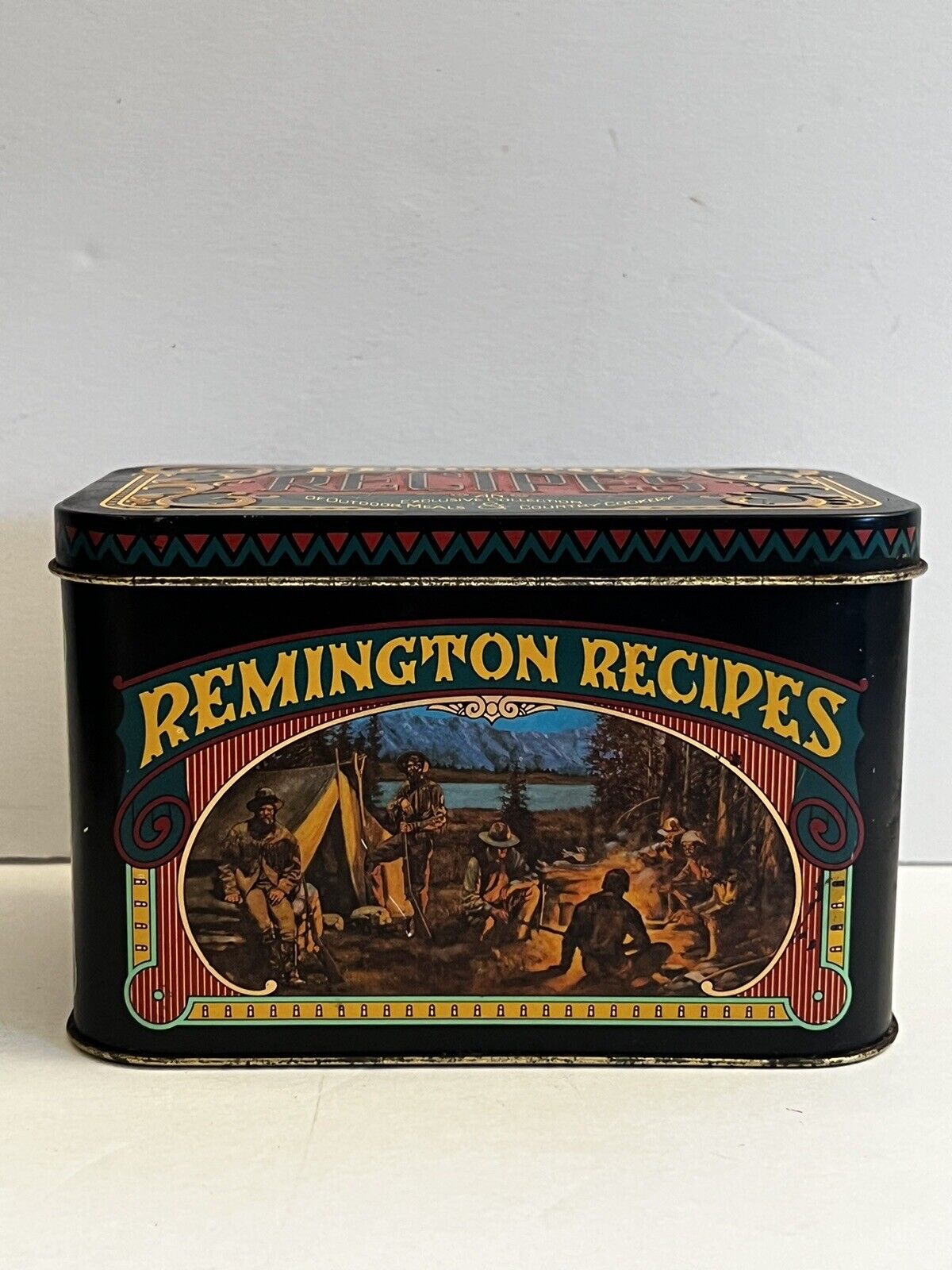 Vintage Remington Firearms Wild Game & Barbecue Recipes in Tin Litho Recipe Box