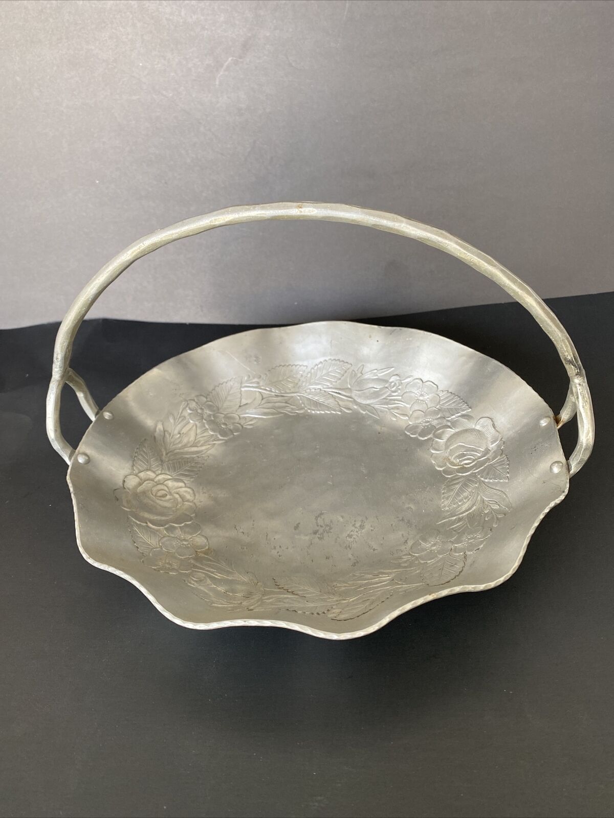 Hand Forged Everlast Metal Basket Floral with Handle