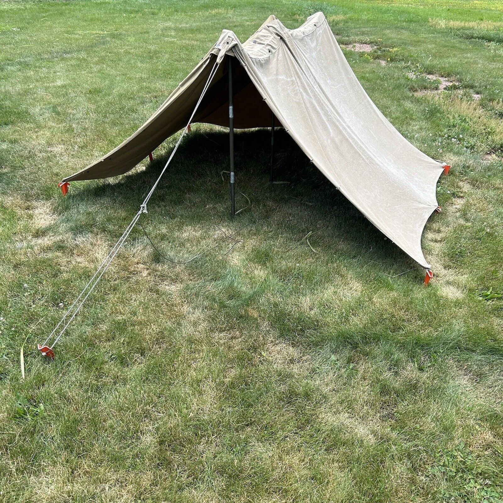 U.S.ARMY*-: - 1942 WWII - TENT, 2 X 1/2 (Pup Tent)Two shelter 1942