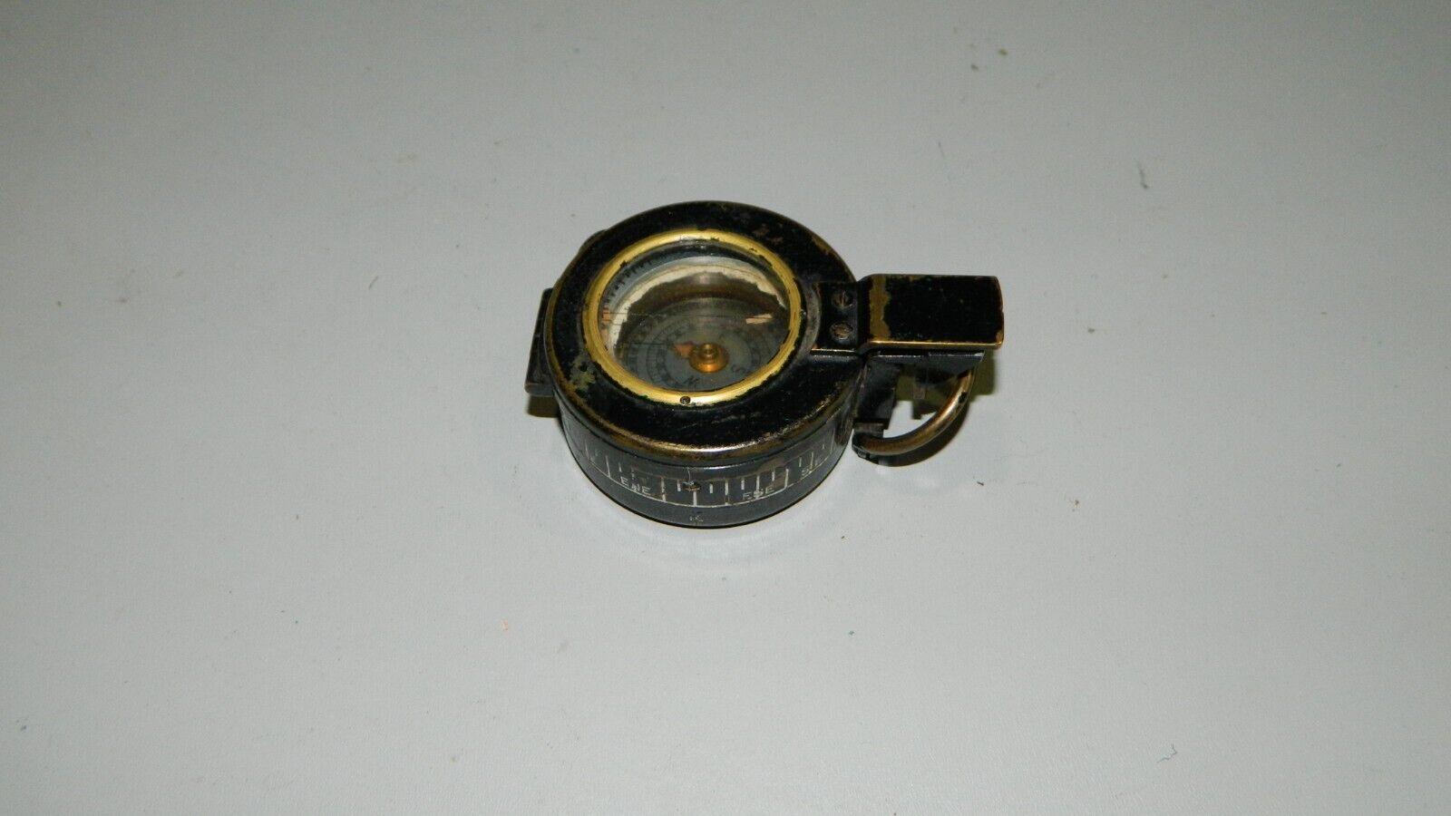 Pocket field compass T G & Co Ltd London 1941, WWII WW2