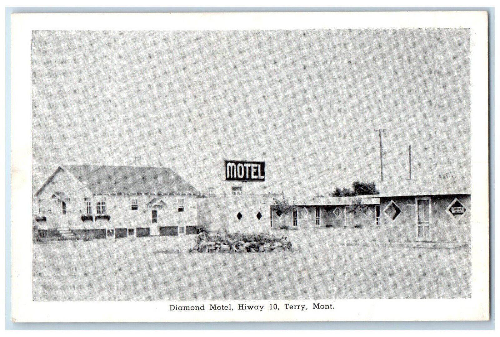 c1940's Diamond Motel Hiway 10 Terry Montana MT Unposted Vintage Postcard