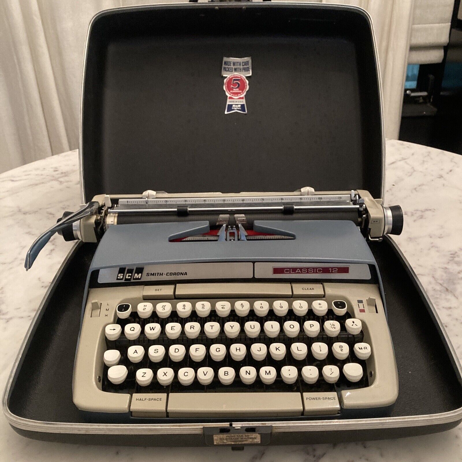 Vintage Smith Corona SCM Classic 12 Manual Typewriter With Case (TESTED/WORKING