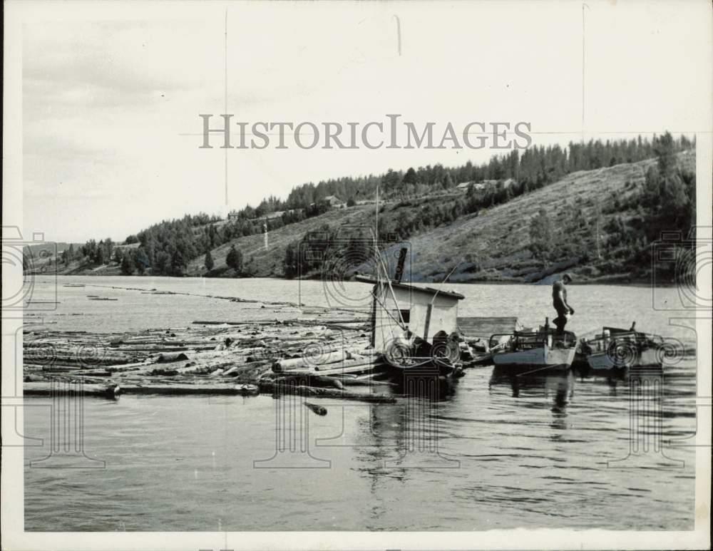 1966 Press Photo Timber Being Floated Down Oulu River in Lapland, Finland