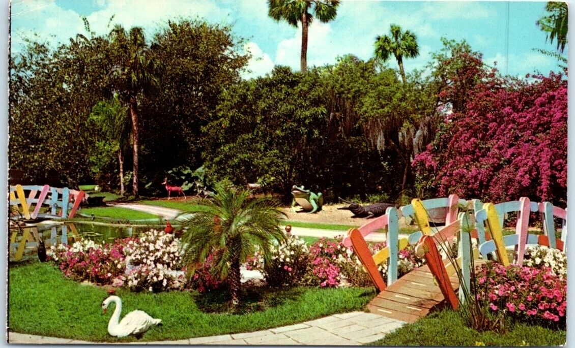Postcard - Fabulous Fantasy Valley in Florida's Cypress Gardens, Florida