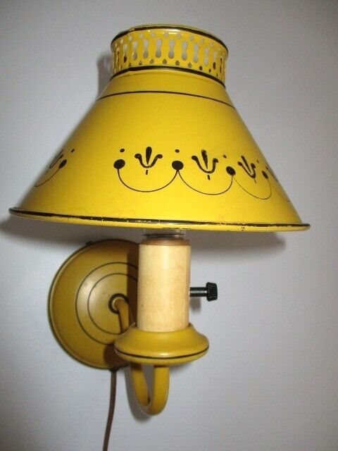 Vintage Colonial Golden Mustard Yellow Tole Metal Pin Up Wall Sconce Lamp Light