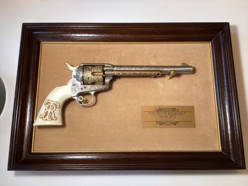 Franklin Mint Teddy Roosevelt Replica / Faux Revolver Pistol