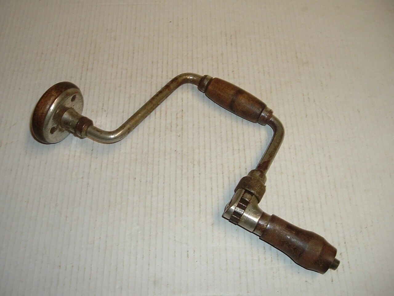 Vintage PS & W Co Ratcheting Auger Bit Brace Drill Hand Tool