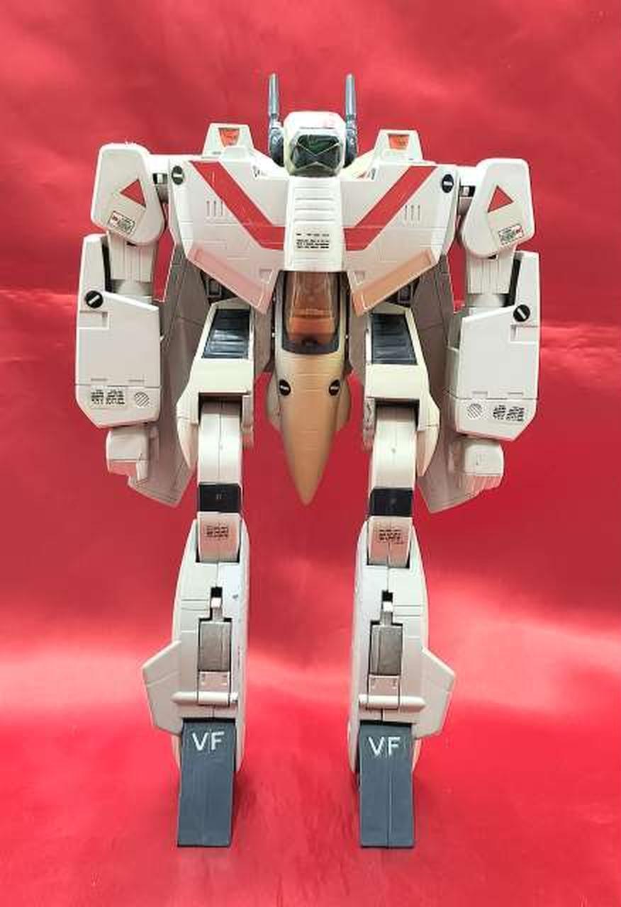 Takatoku Toys 1/55 Action Figure Macross Robotech VF-1J Battroid Valkyrie