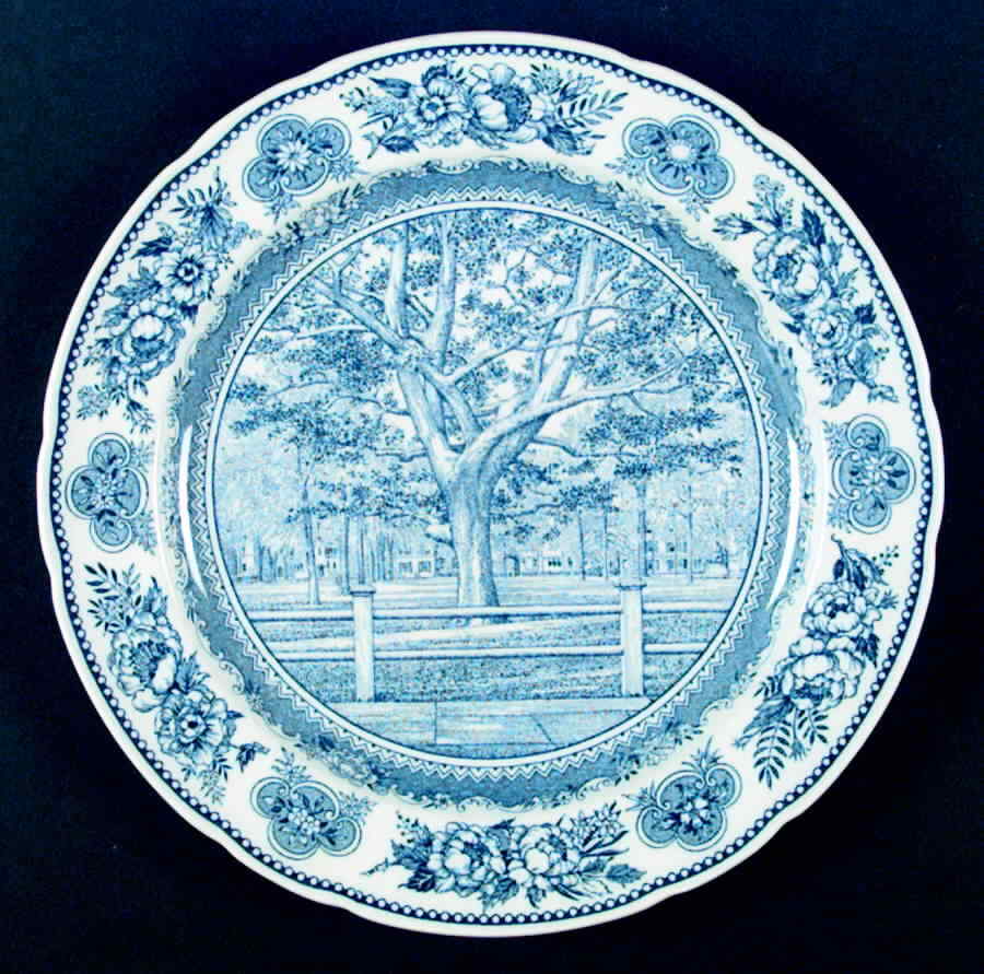 Wedgwood Yale University Blue  Dinner Plate 4639784