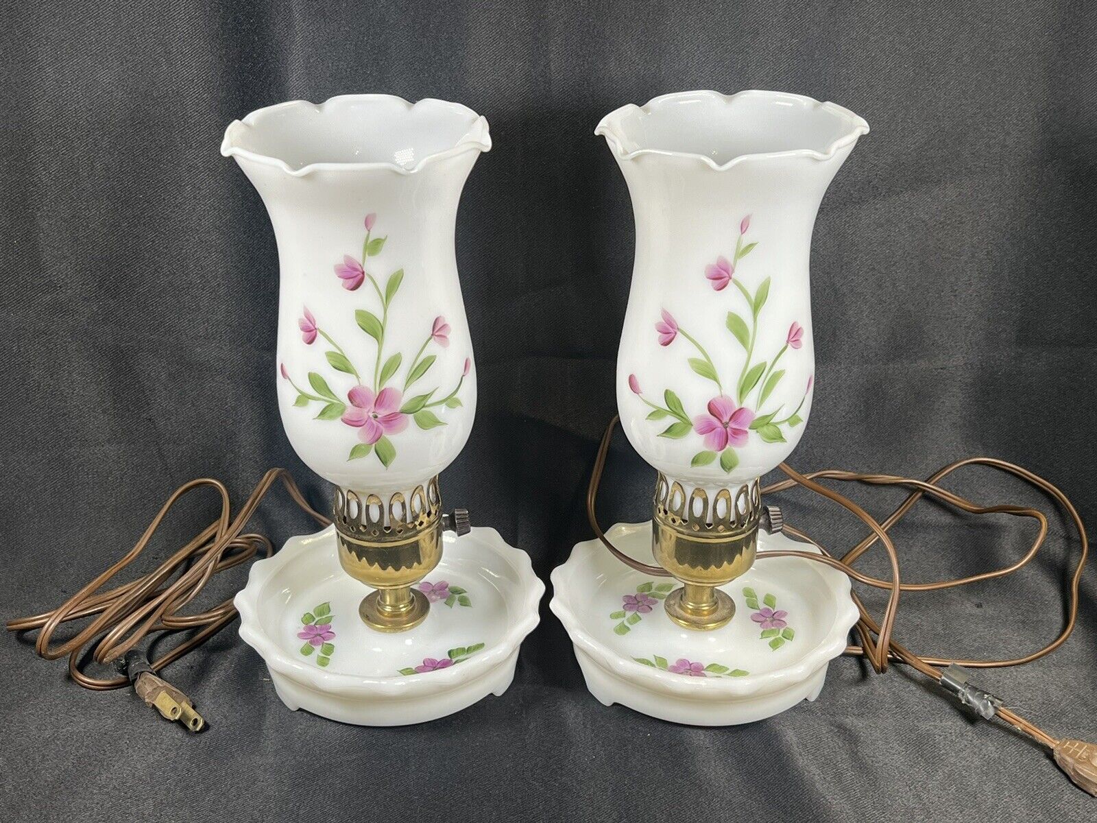 Vintage Set 2 Milk Glass Painted Hurricane Table Lamps Wildflowers 10” WORKS
