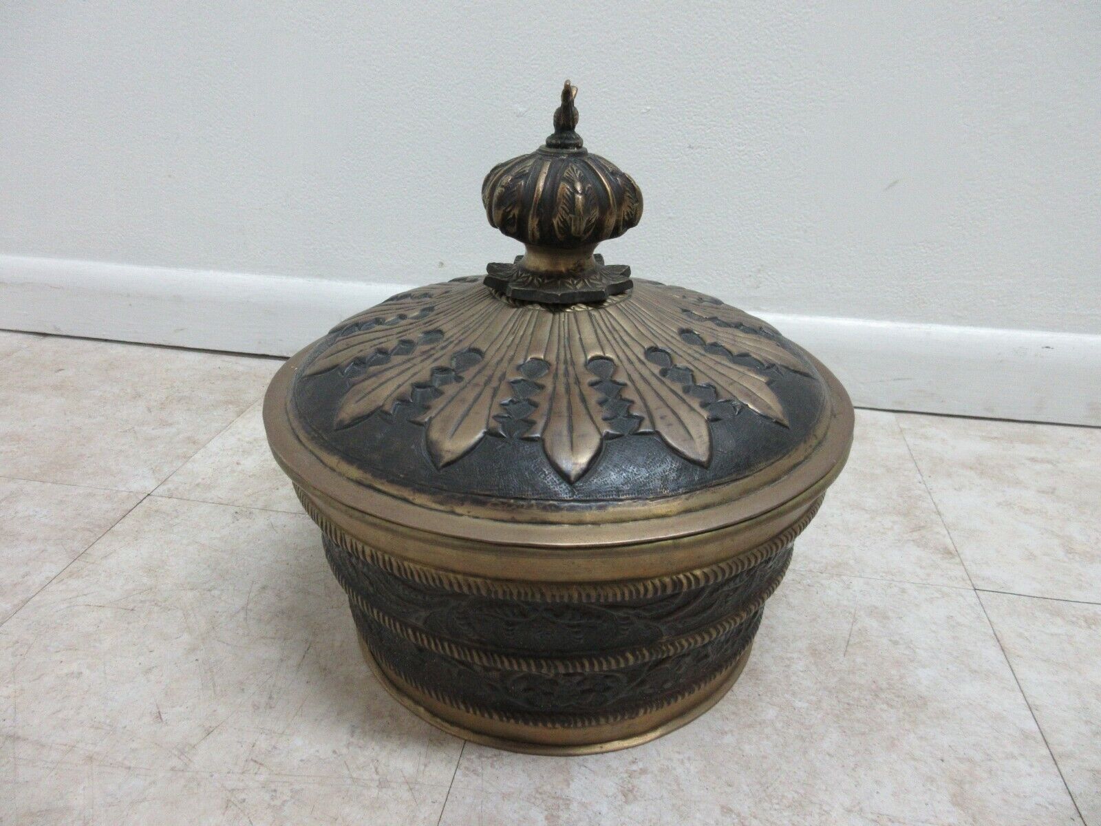 John Richard Brass Acanthus Bowl urn Storage Planter French Regency A 