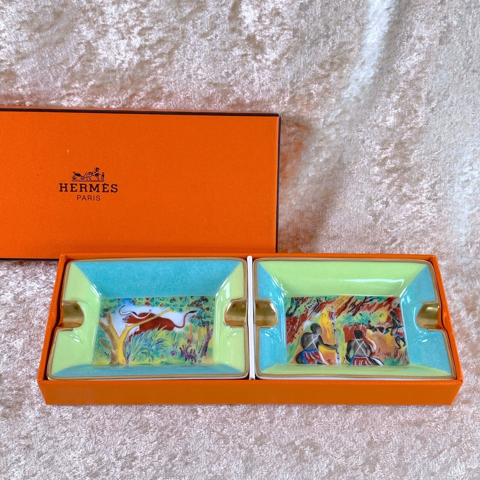 Hermes Paris Ashtray Animal Design A set of 2 Porcelain Mini Tray 8 x 6cm w/Box