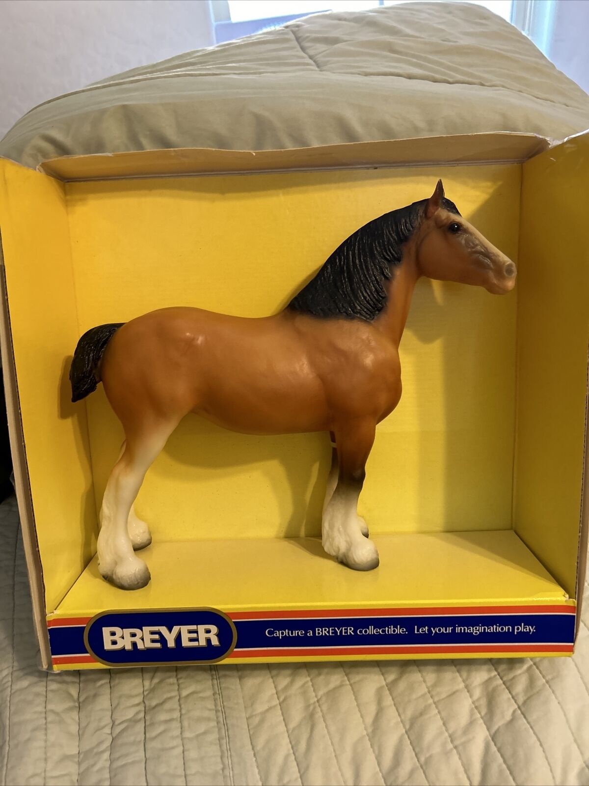 BREYER MOLDING CO USA Vintage CLYDESDALE Mare Horse, Chestnut Brown In Box