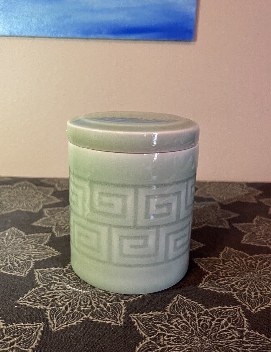 Vintage Celadon Light Green Chinese Jar With Lid