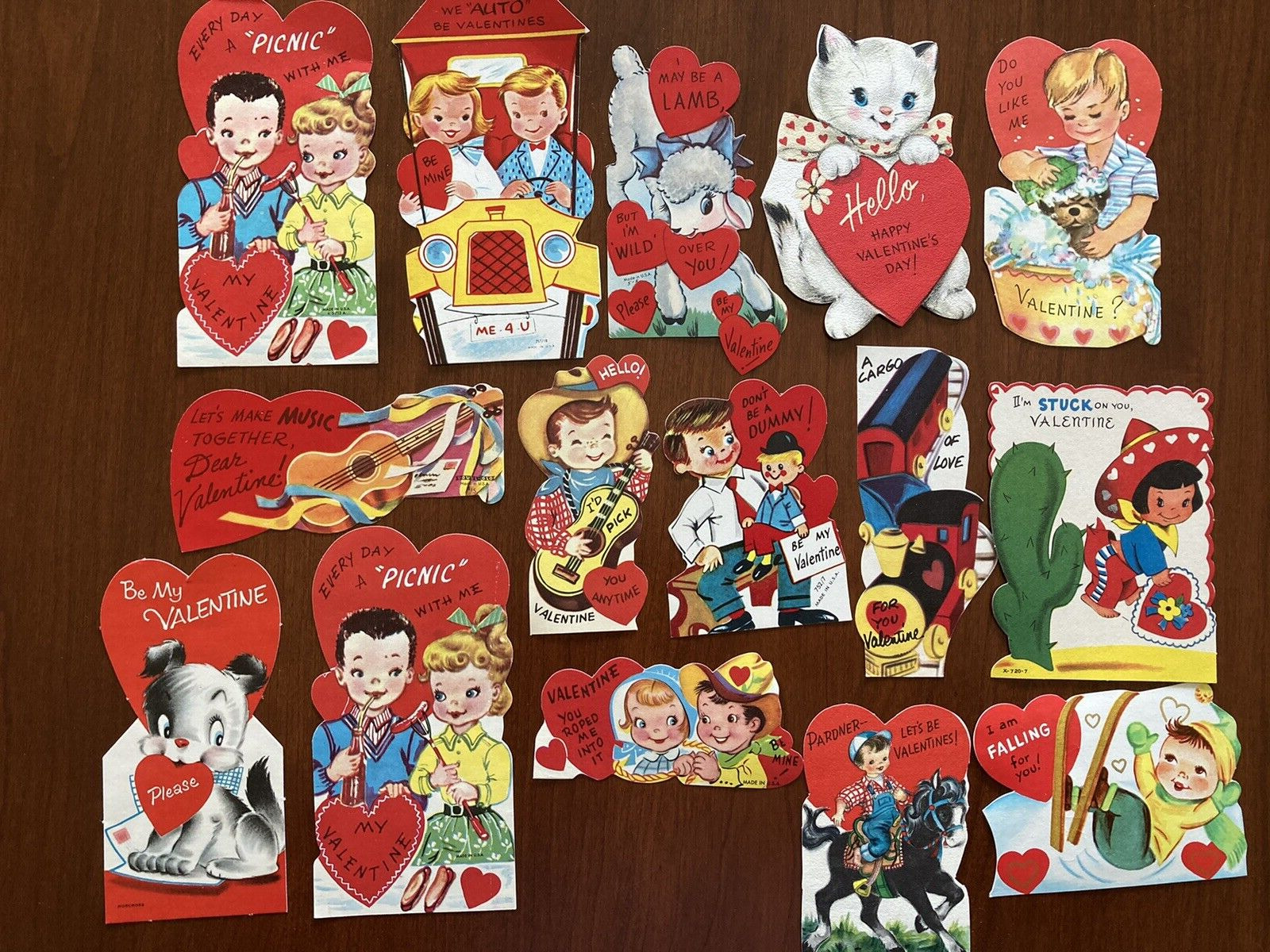 Thirty 20\'s, 30\'s Vintage  Colorful Valentine Collection Good Condition 