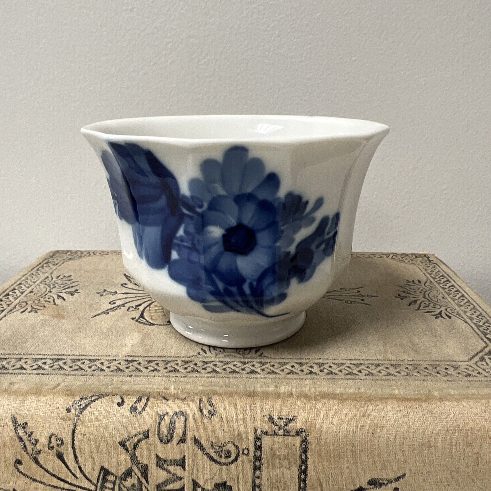 Royal Copenhagen Blue Flowers Handle Less Cup (no saucer) Denmark Porcelain