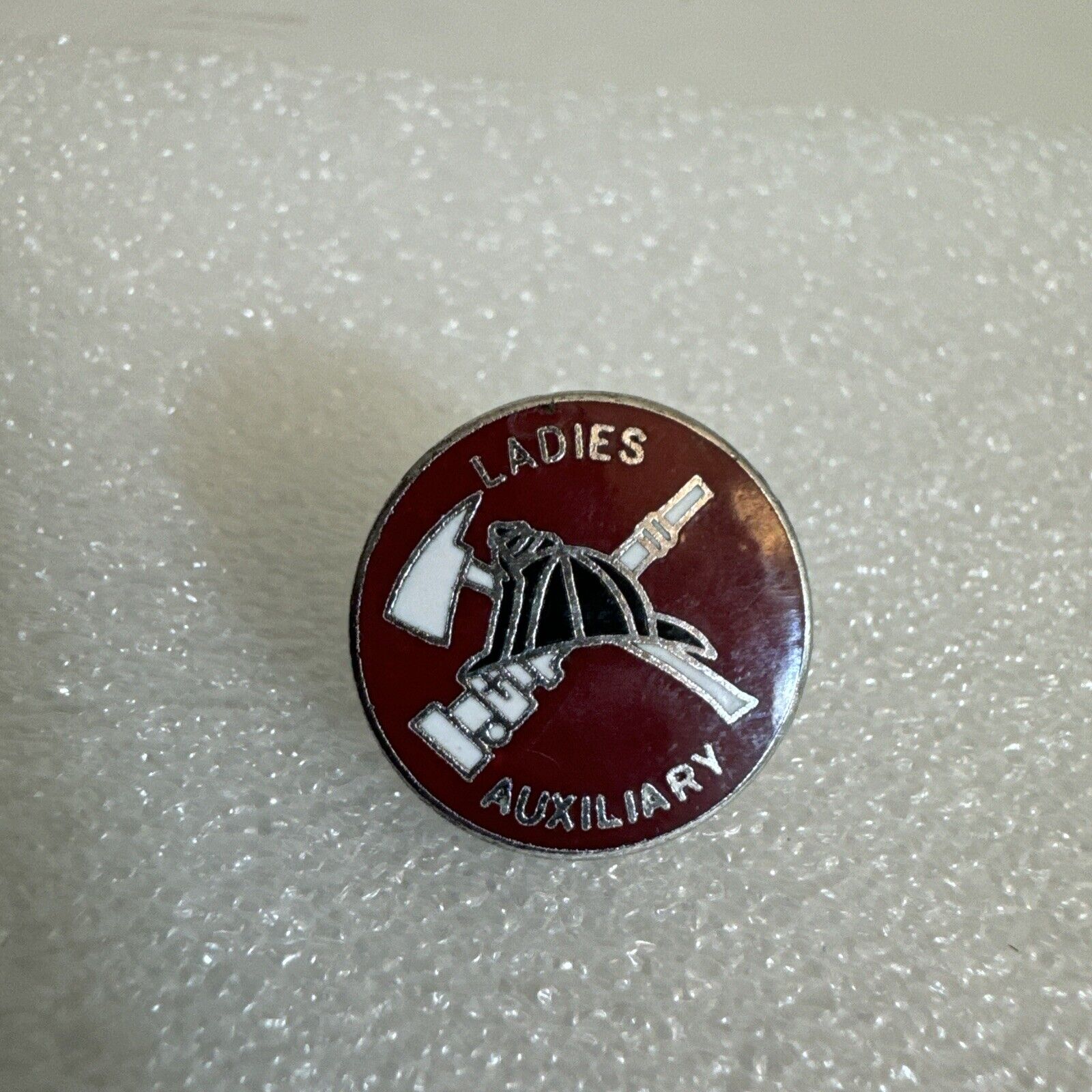 Ladies Auxiliary Firefighters Pin Fire Department Pin Back (p18)