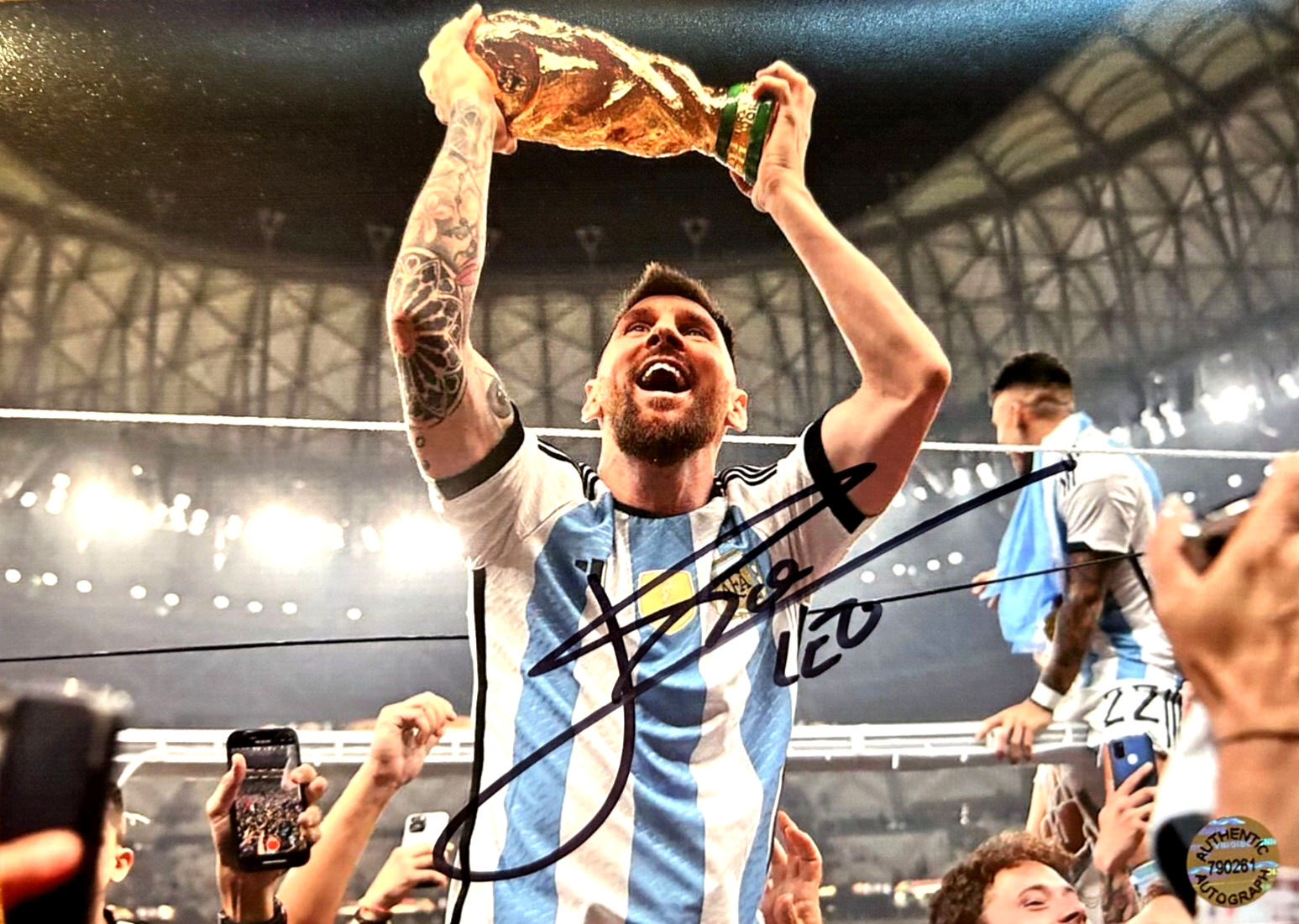 LIONEL MESSI Leo (Argentina) Hand Signed 7x5 inch Photo Original Autograph w/COA