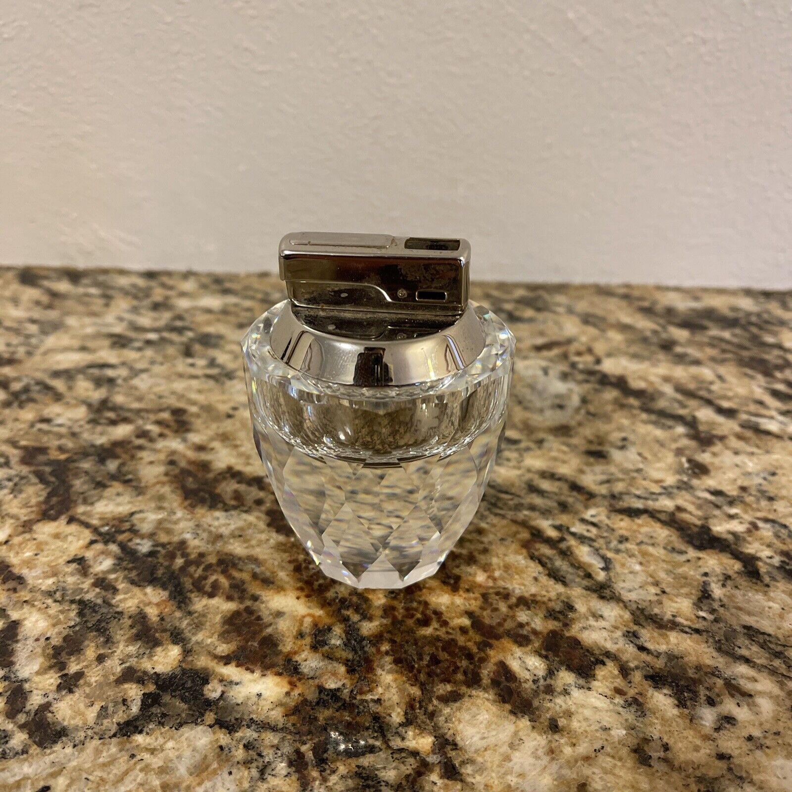 Swarovski Crystal Cigarette Table  Lighter Butane Clear Crystal
