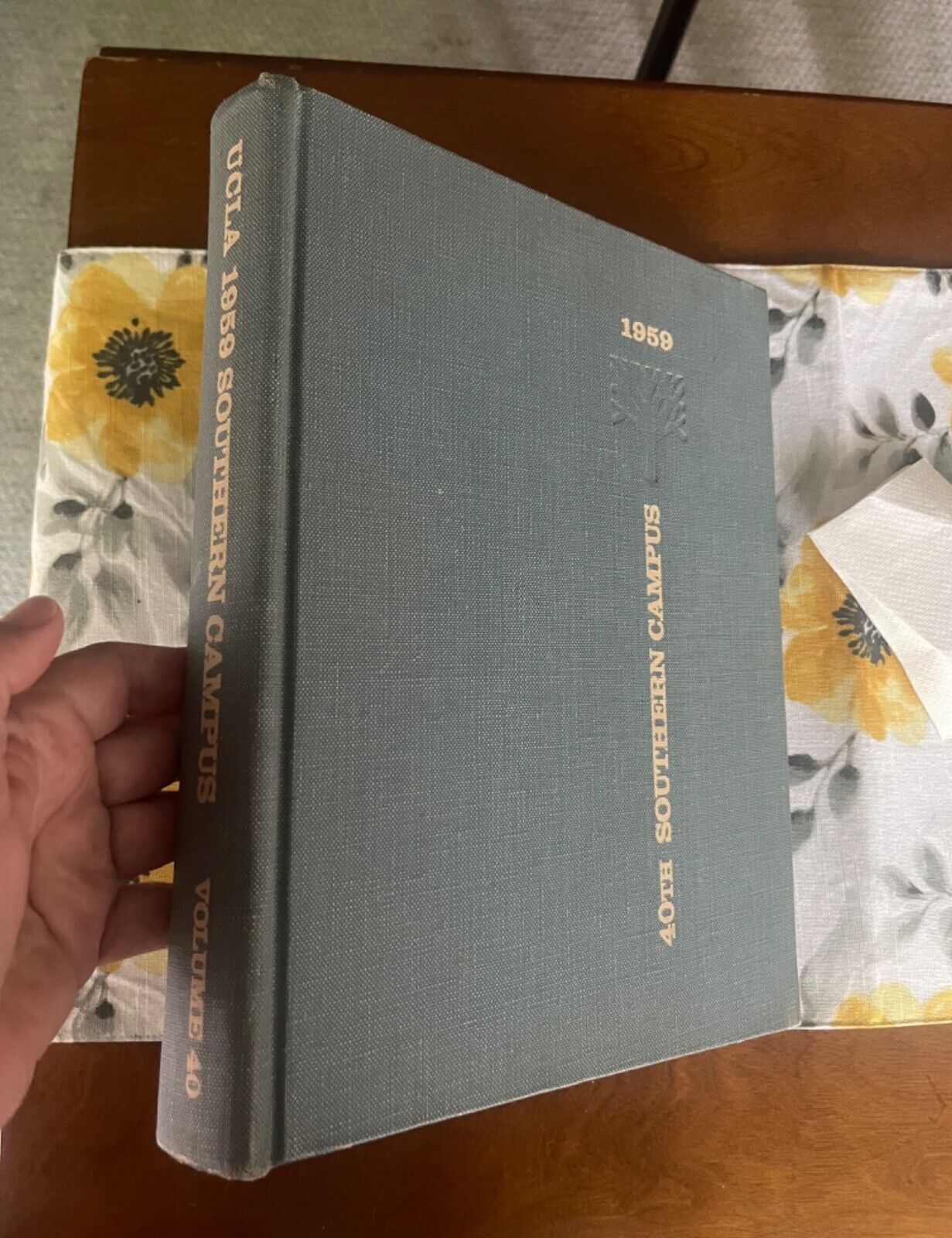 {Excellent} ~UCLA 1959 Yearbook~ Southern Campus Vol 40. {No Writing}