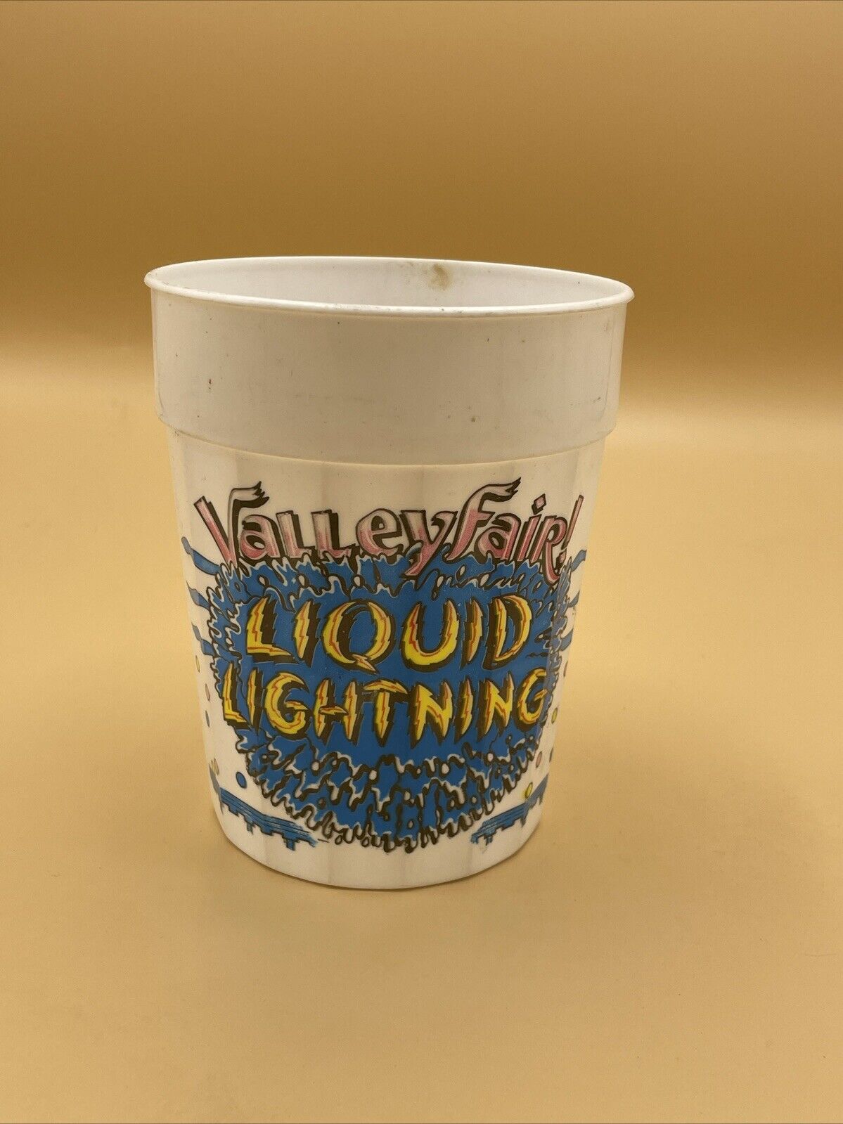 Vintage Valleyfair Glasses Plastic Cups Liquid Lightning Shakopee Minnesota