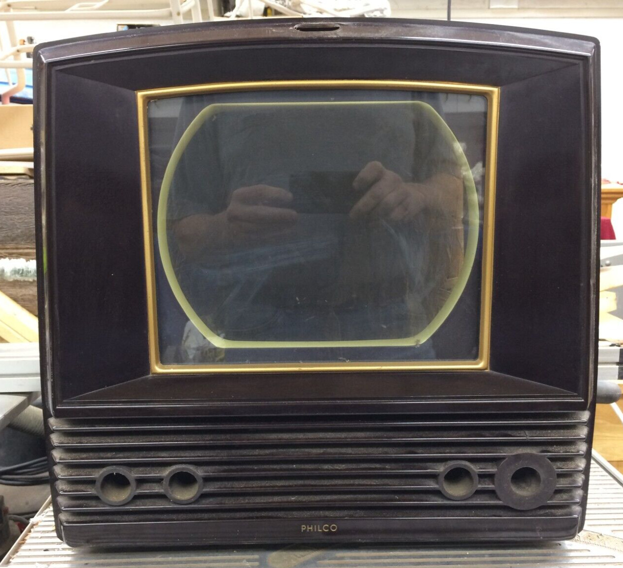 Vintage Philco Television (50T-1104) Bakelite Cabinet w/ Glass