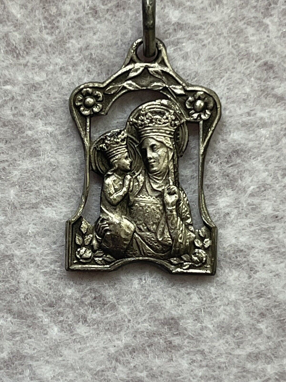 Vintage Saint St Anne De Beaupre Cut Away Basilica Silver Tone Medal/ Pendant