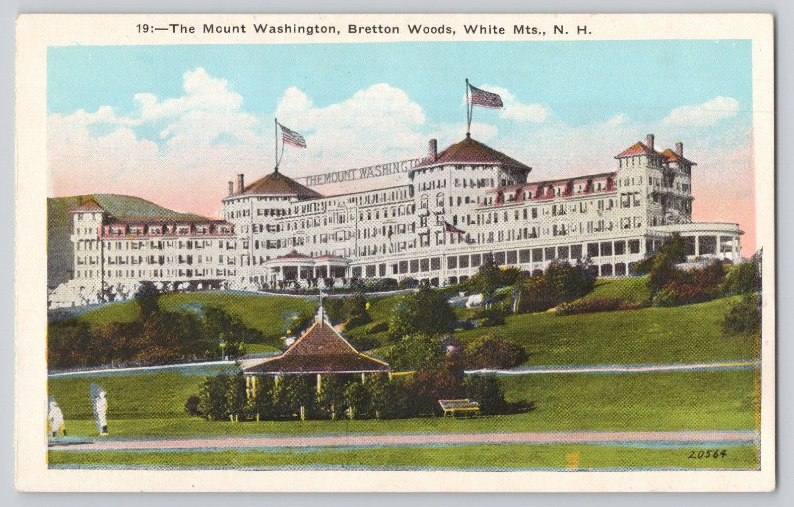 Postcard The Mount Washington, Bretton Woods, White Mts, New Hampshire Hotel