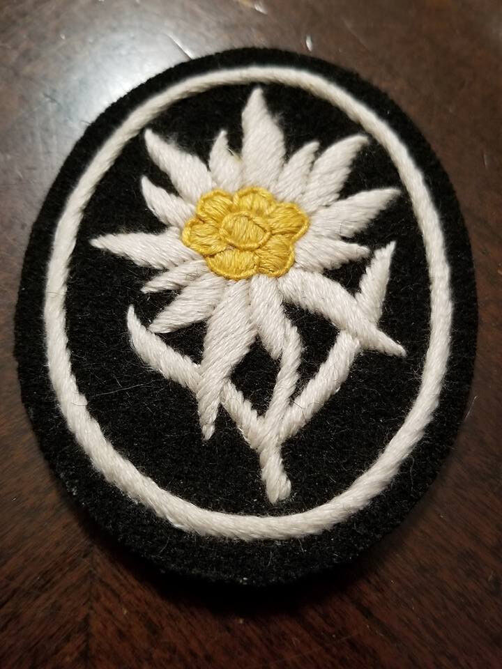 WWI WW2 German Elite hand embroidered sewn Edelweiss patch