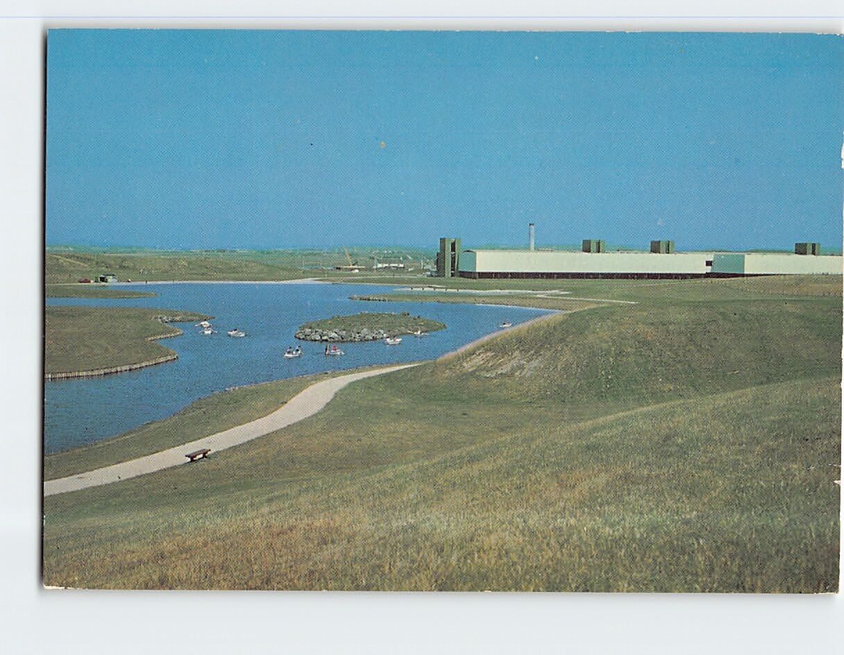 Postcard The Boating Lake, Magnum Leisure Centre, Irvine, Scotland