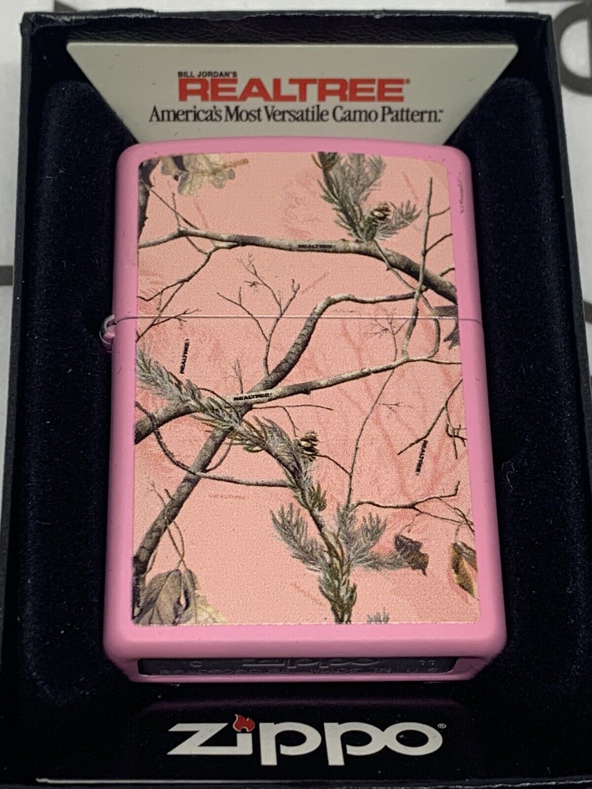 Zippo Lighter Oct 2011 Real Tree Pink Camo #28078 C 11 NIB Hunting & Fishing
