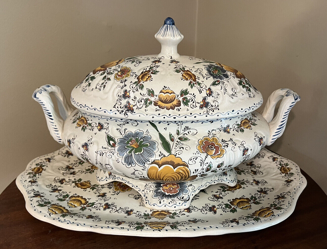 RARE 1960\'s Delft\'s Hand Painted by Jema Holland Soup Tureen w/Lid and Tray