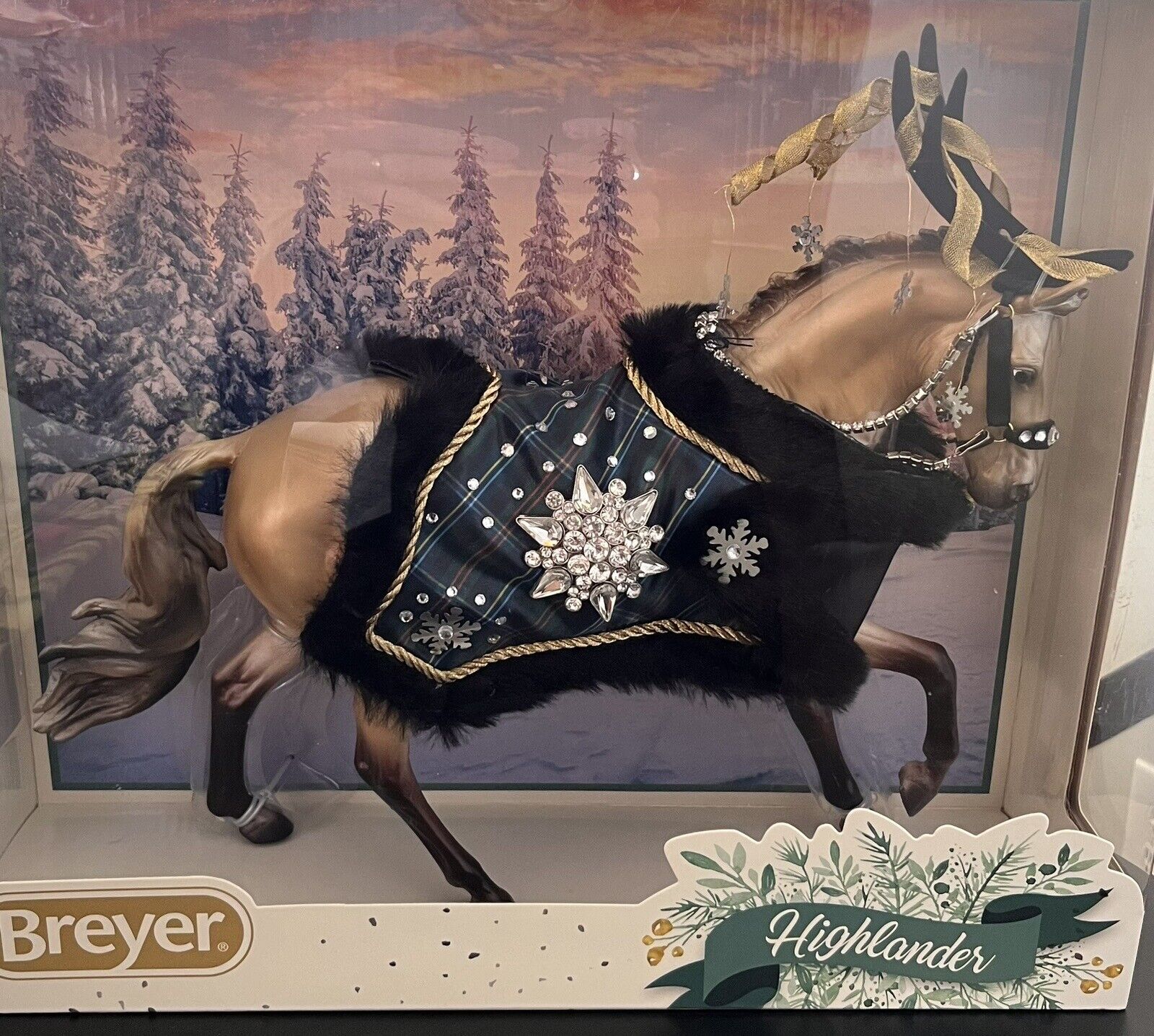 BREYER #700126 Highlander Traditional 2023 Holiday Horse NEW