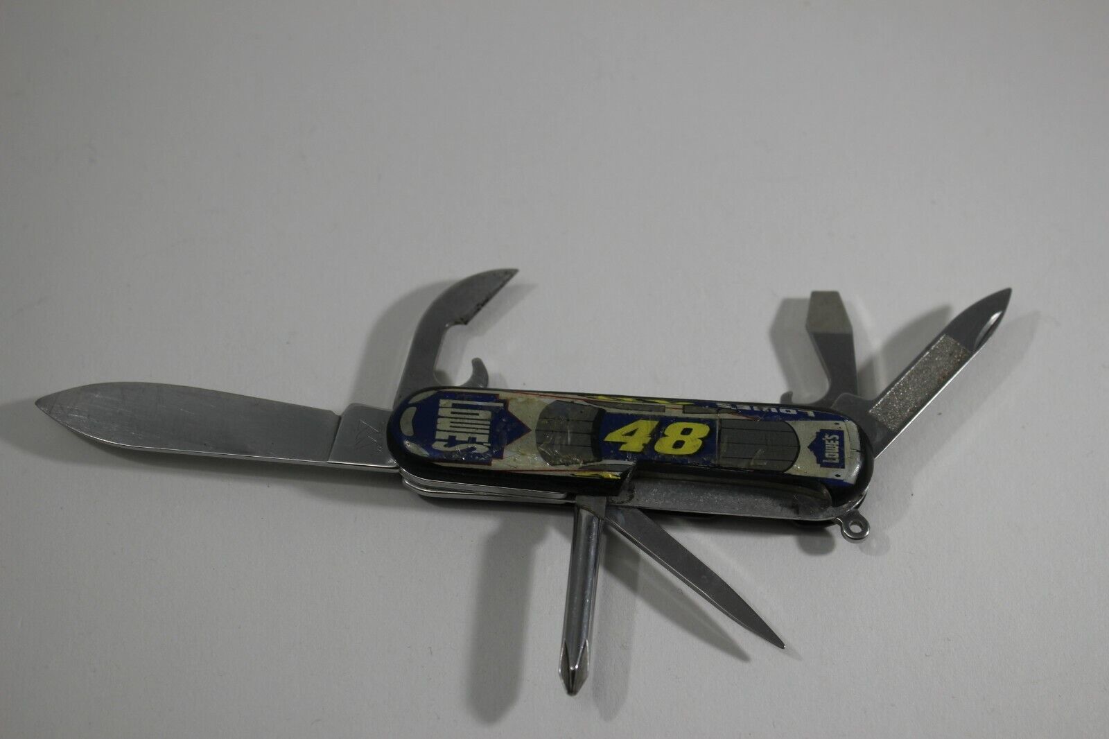 WENGER #48 NASCAR SWISS ARMY KNIFE Lowe's Jimmie Johnson Multi-Tool Collectible