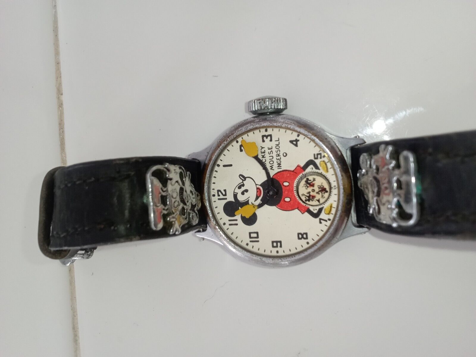  Original 1934 Ingersoll Mickey Mouse Watch w/ Leather Band sold as is nice look