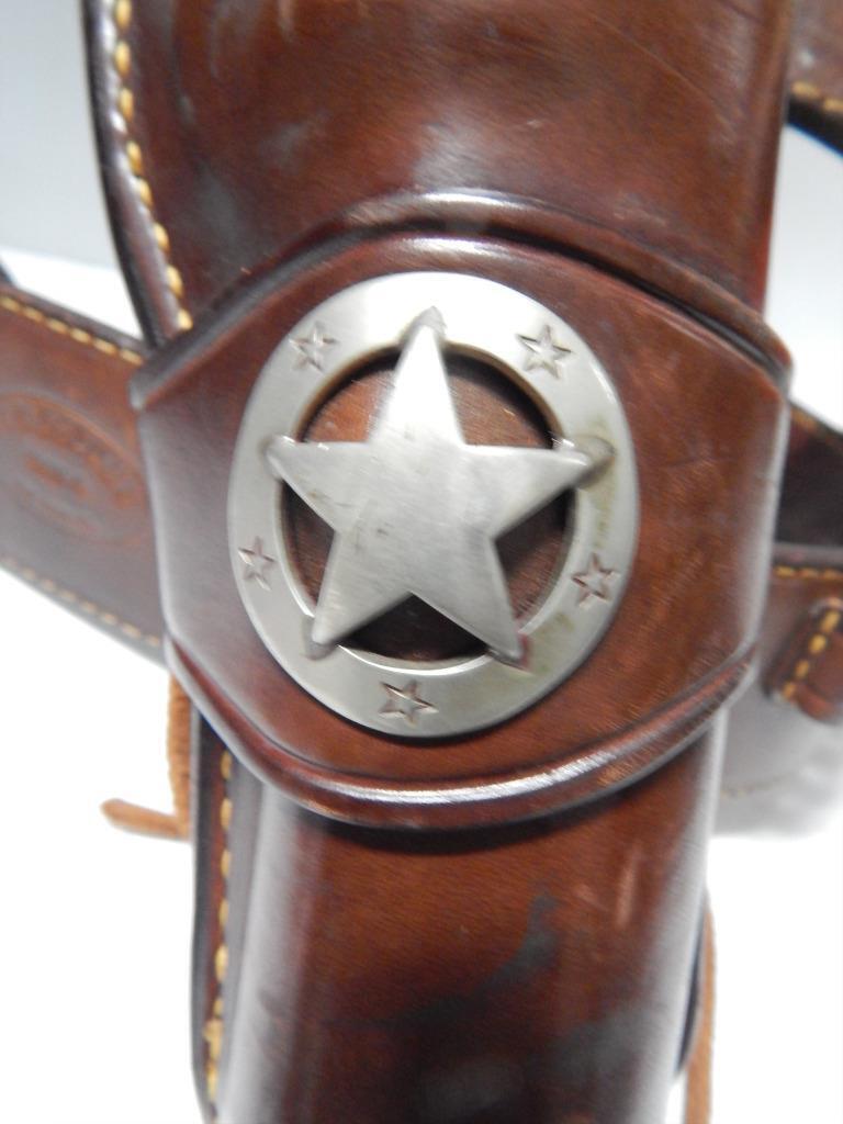 VINTAGE TOMBSTONE SGND LEATHER WESTERN COWBOY GUN HOLSTER + TEXAS STAR CONCHO
