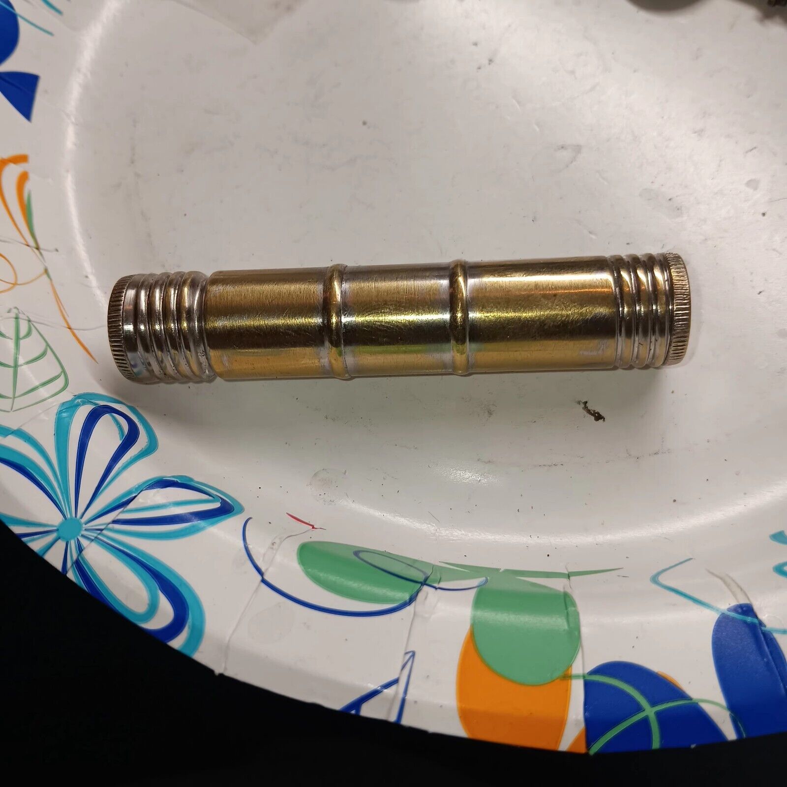 Vintage Miniature Pen Flash  Light. Works. Cant Find Makers Mark.