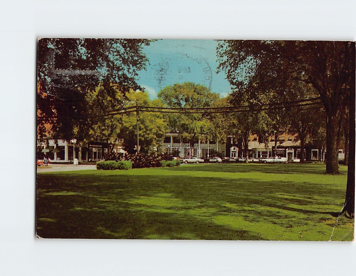 Postcard Shaker Square Cleveland Ohio USA
